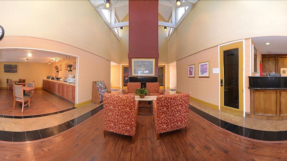 Rodeway Inn & Suites South Of Fiesta Park سان أنطونيو المظهر الخارجي الصورة